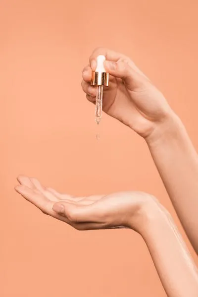 Acido Ialuronico ingrediente Eslow Age per idratazione pelle